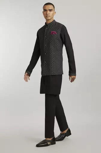Ebony leon printed bandhi jacket
