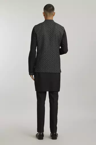 Ebony leon printed bandhi jacket
