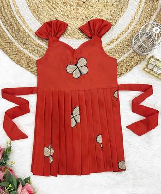 Baby Girls Embrodairy South Indian Traditional Pattu Pavadai Tapeta Silk Frocks Dress For Baby Girls 1