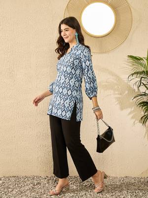 Women blue rayon blend ikat printed regular top 3
