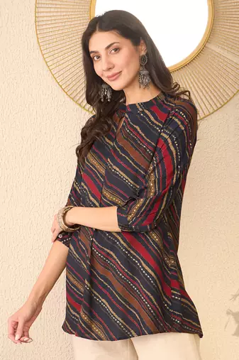 Women navy blue cotton blend leheriya printed regular top