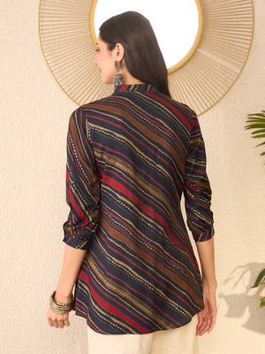 Women navy blue cotton blend leheriya printed regular top 4