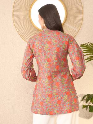 Women grey cotton blend floral printed regular top 4