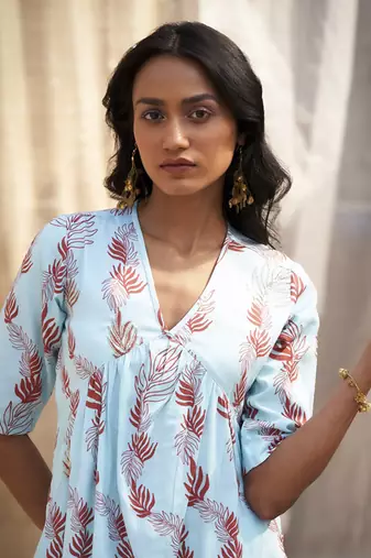Light blue base floral leaf print kurta set