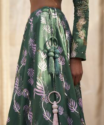Green Base Floral Leaf Print Lehenga Set 5