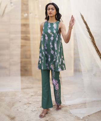 Green base floral leaf print co ord set 1