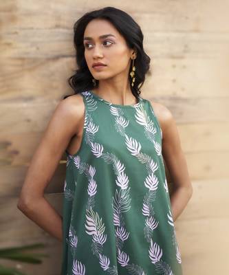 Green base floral leaf print co ord set 4