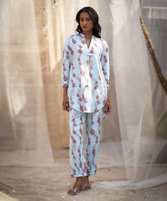 Light blue base floral leaf print co ord set 1