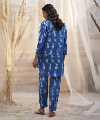 Deep blue base floral leaf print co ord set 5