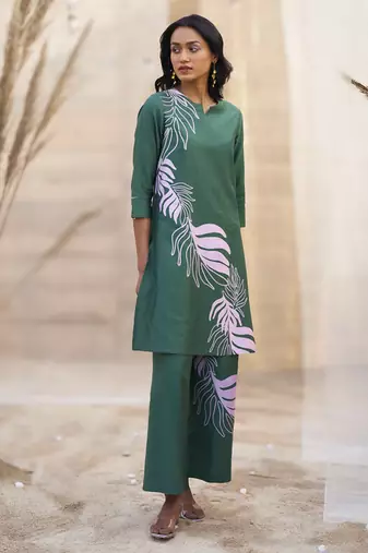 Green base floral leaf print co ord set