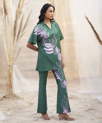 Green base floral leaf print co ord set 4