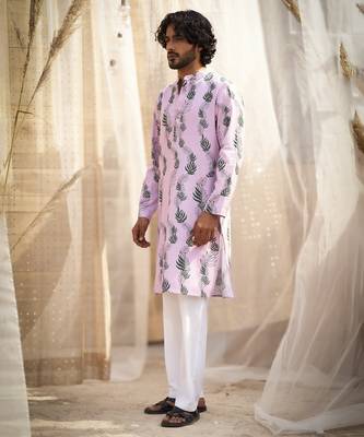 Pink base floral leaf print kurta set 1