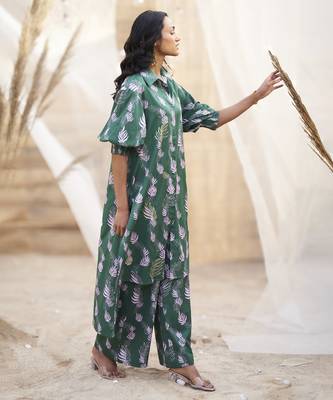 Green base floral leaf print co ord set 5