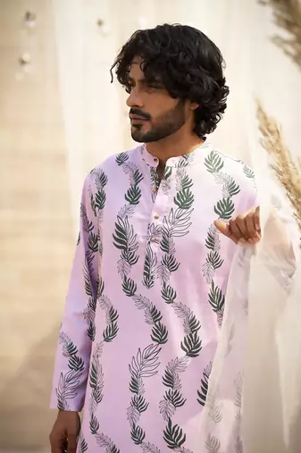 Pink base floral leaf print kurta set