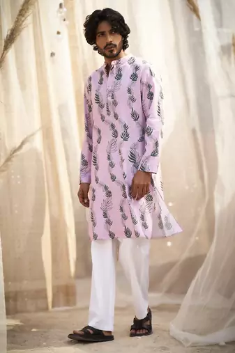 Pink base floral leaf print kurta set