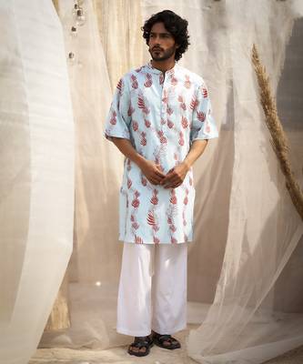 Light blue base floral leaf print kurta set for Men 1