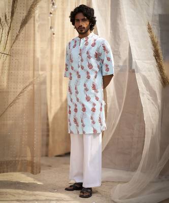 Light blue base floral leaf print kurta set for Men 3