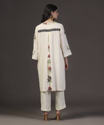 Blissful white cotton printed and applique kurta set 5