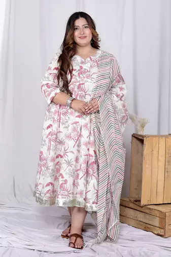 plus size light pink floral printed and anarkali kurta with dupatta