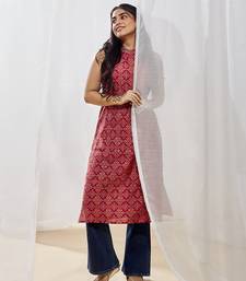 Women's red kurta