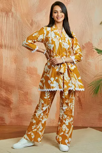 Womustard co ords set