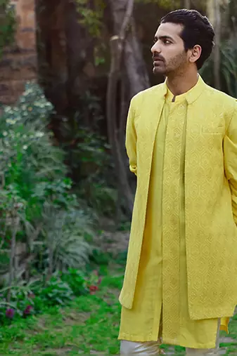 Sunset yellow juna mahal bandi set