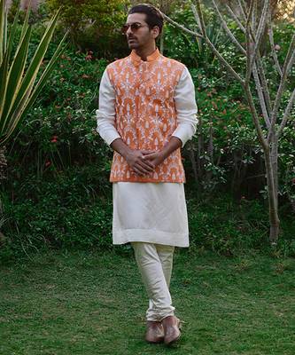 Sunset orange & off -white gohar bandi set 4