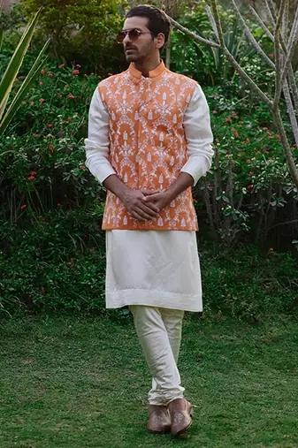 Sunset orange & off -white gohar bandi set