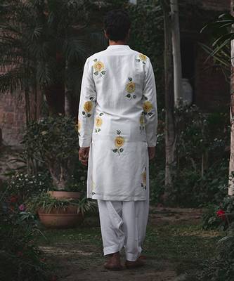 Off -white alwar hand painted kurta set 2