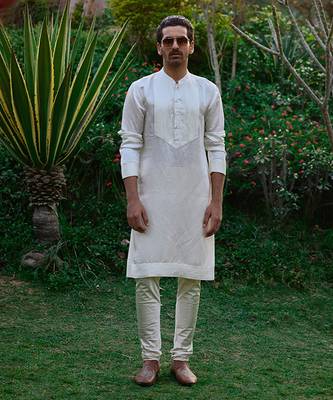 Ivory pleated kurta set 1