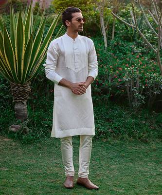 Ivory pleated kurta set 4