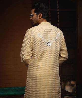 Off -white & gold juna mahal gold kurta set 4