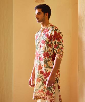 Cream akbari kurta set 2