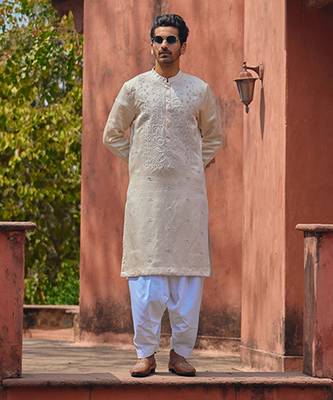 Ivory roopangarh kurta set 4