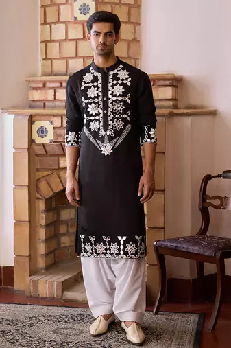 Black juna mahal kurta set