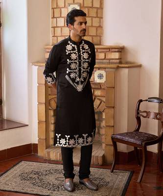 Black juna mahal kurta set 1