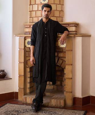 Black ranjit kurta set 1