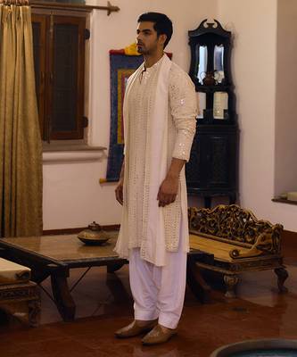 Ivory umaid ivory kurta set 3