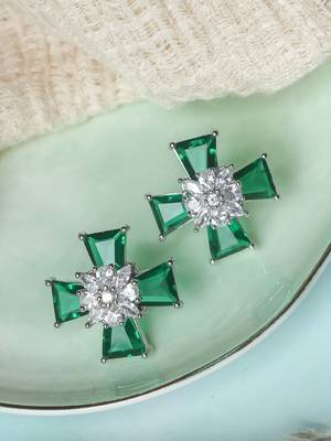 Elegant bottle green sliver plated studs 1