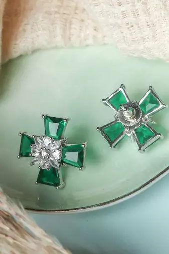 Elegant bottle green sliver plated studs