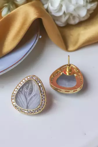 Classic grey craving & cz stone studs