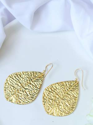 Handcrafted plain leaf hook earring 3