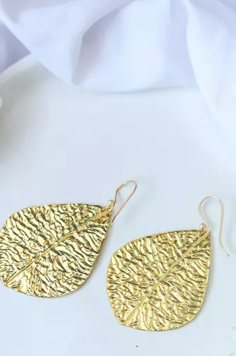 Handcrafted plain leaf hook earring
