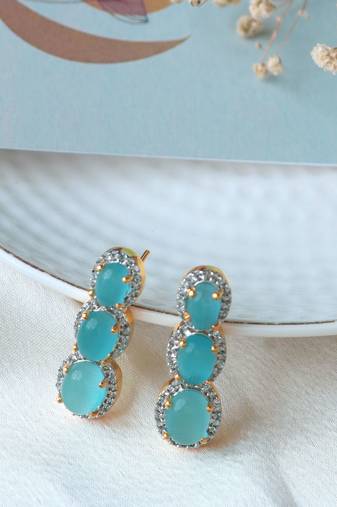 Aqua tri-stone casual studs