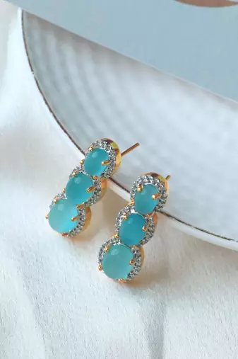 Aqua tri-stone casual studs