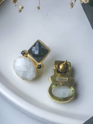 Natural b&w stone studs 2