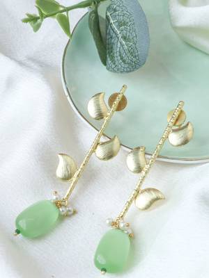 Western leaf pista earring 3