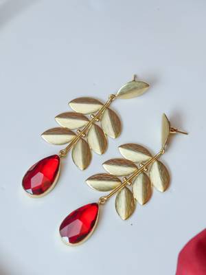 Statement leaf blood red stone earring 3