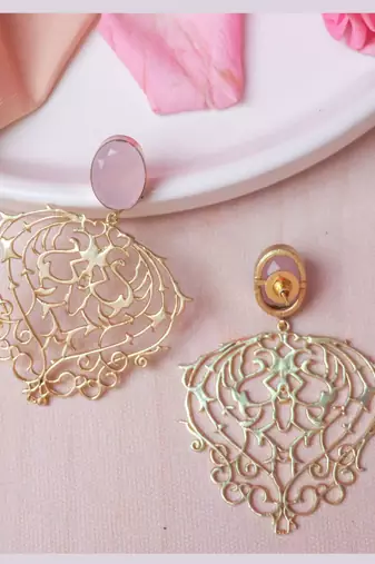 Handcrafted heart shape pink earring