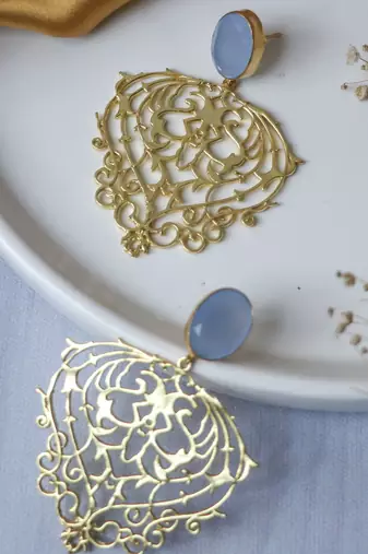 Handcrafted heart shape blue earring